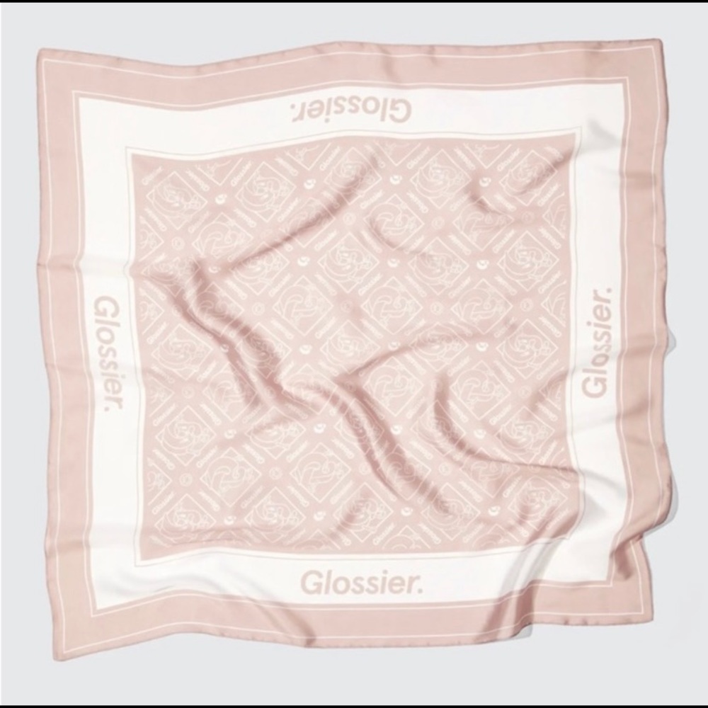 [NWOT] GLOSSIER Limited Edition G Pal Scarf 31”